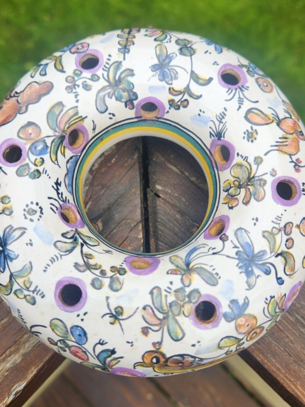 BERARDOS Hand Painted Footed Ceramic Flower Frog RING Vase Animals PORTUGAL 393 - Picture 3 of 5